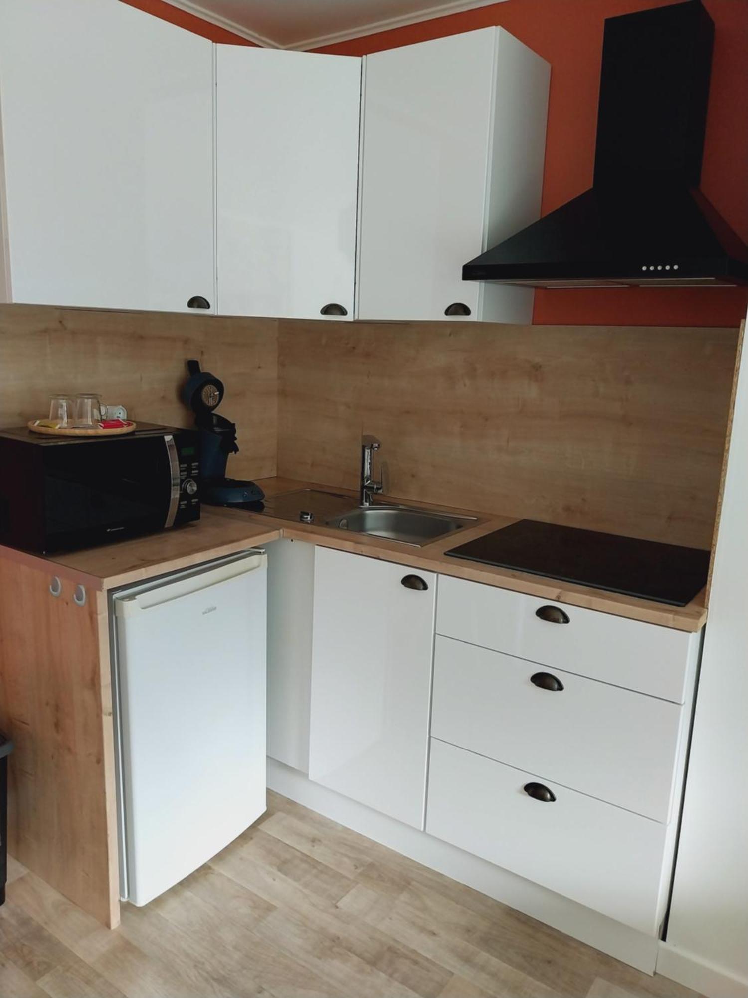 Superbe Grand Studio Tout Confort Avec Exterieur Poussan Екстериор снимка